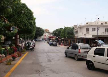 AFANDOU, RHODES, GREECE - 20 Mayıs 2020: Afandou, Rodos, Yunanistan 'da Sokak