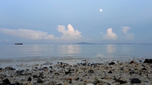 Playa de mar de noche — Vídeo de stock