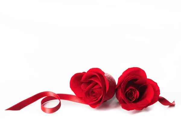 Kalp şeklinde güller — Stok fotoğraf