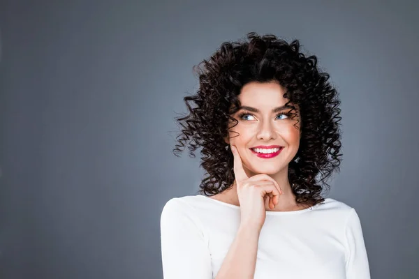 Retrato de la mujer pensante —  Fotos de Stock