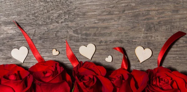 Roses and hearts — Stock Photo, Image