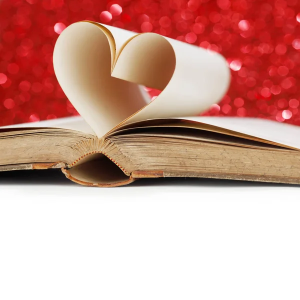 Pages in heart shape — Stock Photo, Image