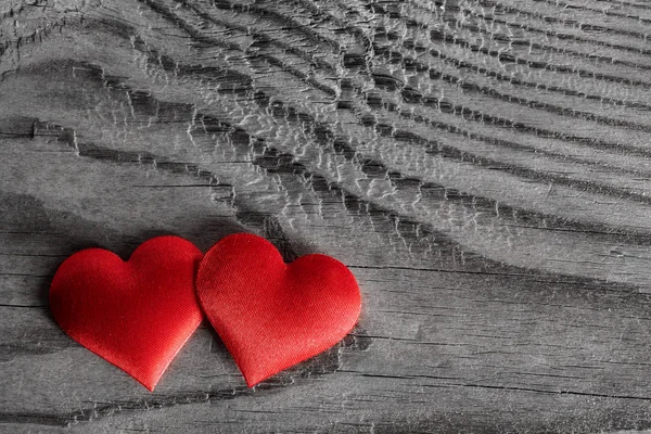 Valentines day hearts on wood — Stock Photo, Image