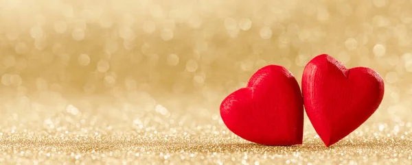 红色的心的爱的象征 — 图库照片