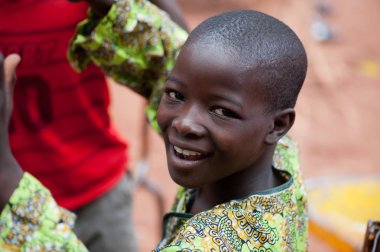 Kırsal alanda Afrikalı Çocuk