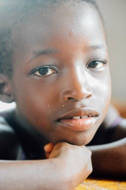 Afrika İlköğretim Okulu erkek öğrenci