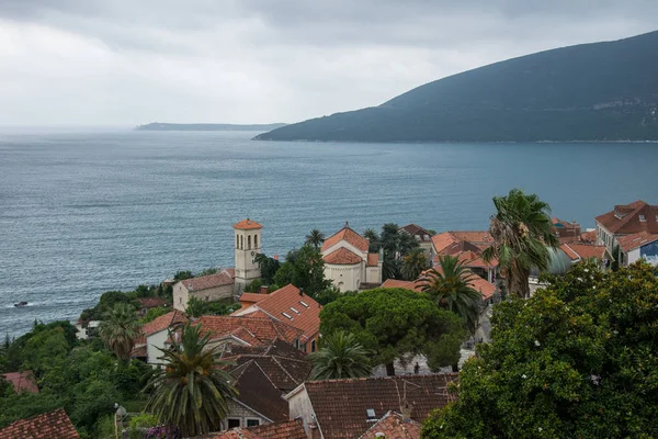 Perast, syn på fjärden av Kotor, Montenegro — Stockfoto