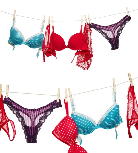 Biancheria intima femminile appesa alla corda — Foto Stock