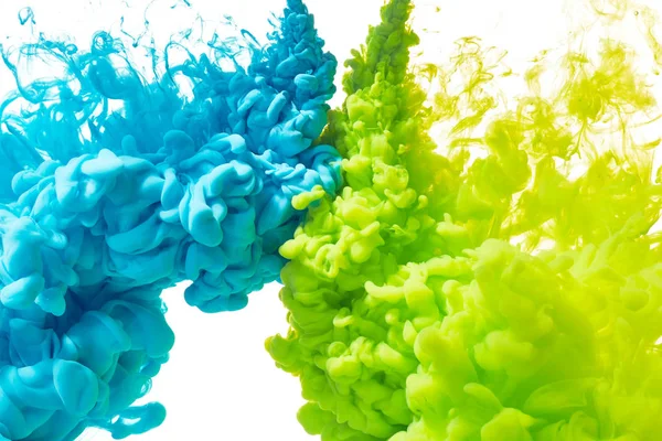 Color gota en el agua — Foto de Stock