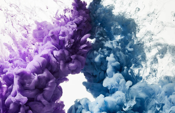 Color ink in water 