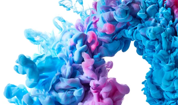 Färgglada bläck droppar i vatten — Stockfoto