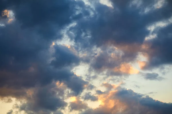 Evening cloudy sky — Stock Photo, Image