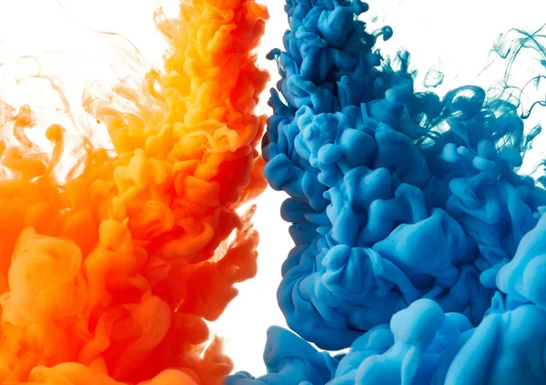 Color drop in water — Stock Photo, Image