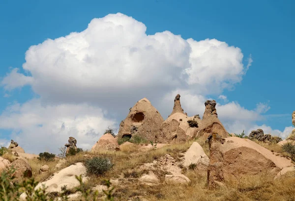 Montañas inusuales en Capadocia — Foto de Stock