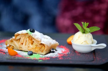 Makro tatlı charlotte fotoğrafı