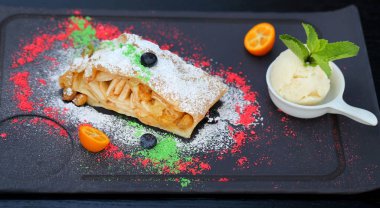 Makro tatlı charlotte fotoğrafı