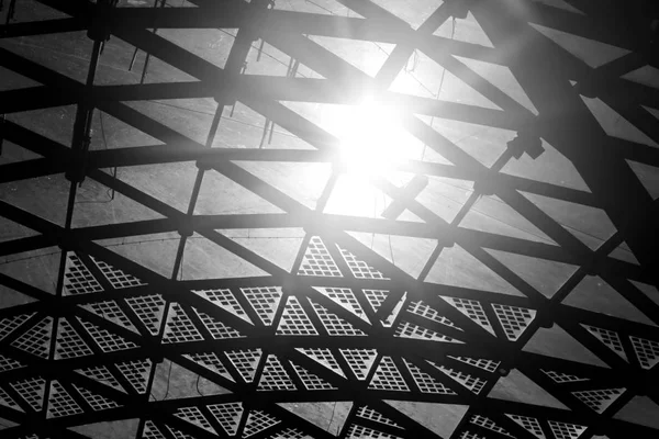 Photo of a beautiful fragment of the roof of a concert hall — Stock Photo, Image
