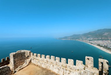 Canlı fotoğraf geçmiş deniz ve kale 