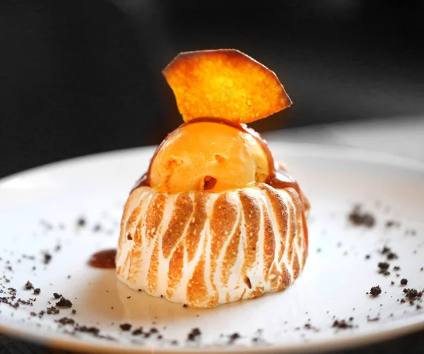 Foto macro de deliciosa torta de abóbora com sorvete — Fotografia de Stock