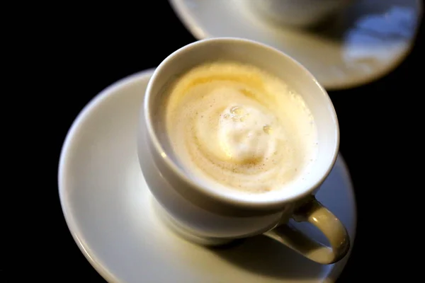 Foto macro delicioso café com leite — Fotografia de Stock