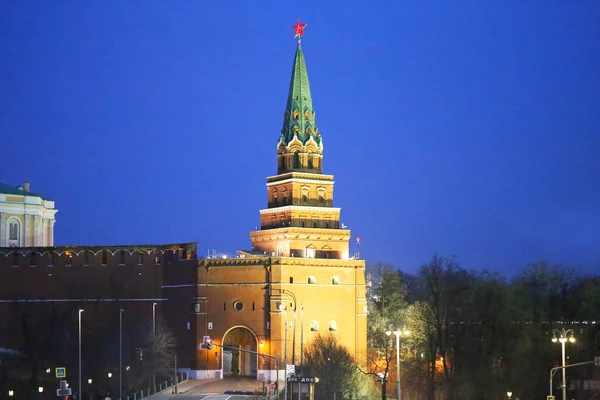 Фотопейзаж вечернего Московского Кремля — стоковое фото