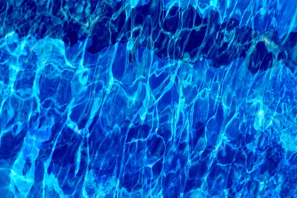 Bilder Magnifikt Blått Vatten Med Reflektioner — Stockfoto