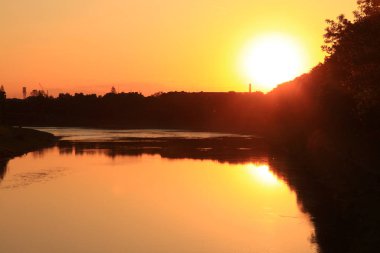 Nehre Günbatımı ile refleks Uzhgorod, Ukrayna