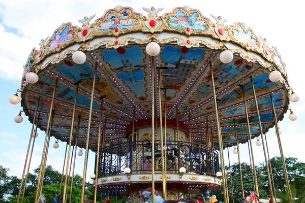 Vintage carousel at day in Paris — Stock Photo, Image