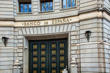 Barcelona, İspanya, 18 Şubat 2018: Açık havada Barcelona'da İspanyol Merkez Bankası ofis