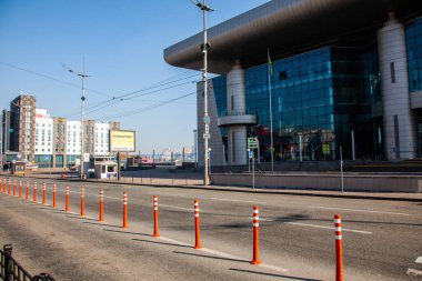 KYIV, UKRAINE Nisan 5, 2020. Güney Kiev tren istasyonu