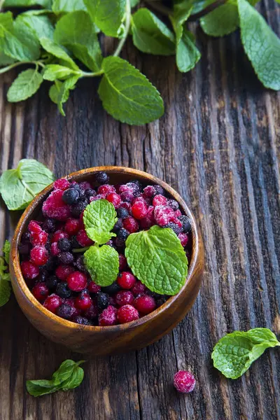 Frozen berries, red and black currants, blueberries and raspberr — Stock Photo, Image