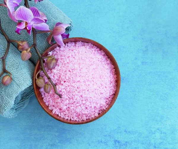 Spa still life with orchid and bath salt — Stock Photo, Image