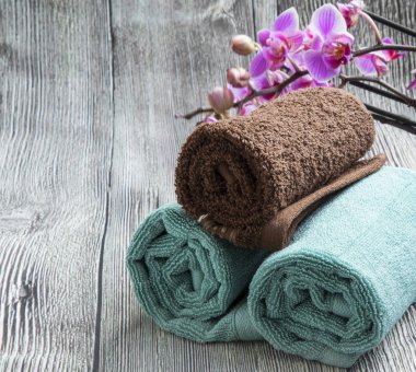 Spa natürmort havlu ile orkide