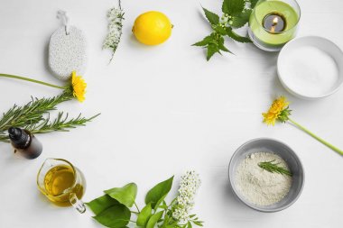 Organik spa. Cilt Bakımı doğal malzemelerle kil, zeytin yağı, pu