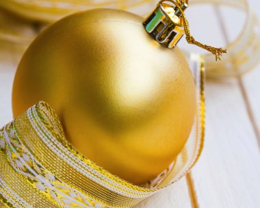 Festival altın Noel süsleri