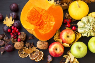 Kabak, kabak, Erik, elma ve kestane ile sonbahar hasat