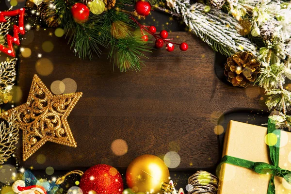 Decorações de Natal e ornamentos quadro, vista superior de festivo — Fotografia de Stock