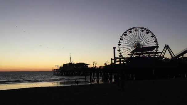 Zaman Atlamalı Santa Monica Pier Üzerine — Stok video