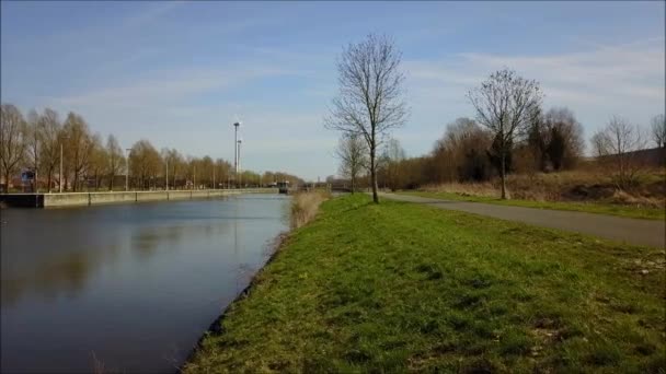 Vue Aérienne Canal Aérien Pour Transport Marchandises Par Chaland — Video