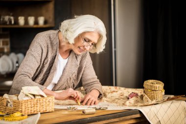 terzi kumaş ile çalışma