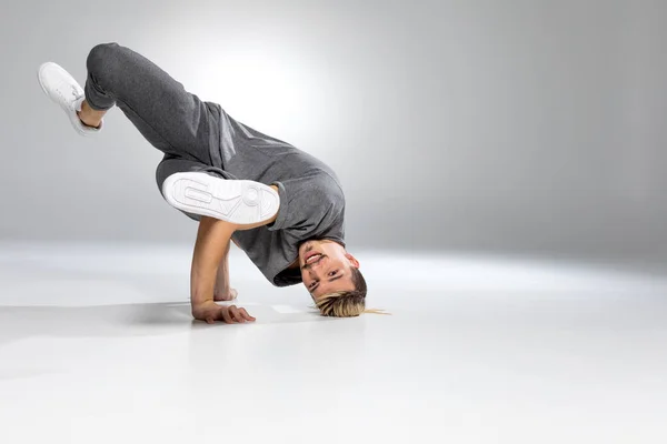 Young handsome breakdancer — Stock Photo