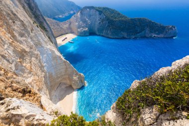 Navagio plaj batık Zakynthos Adası Yunanistan ile. Yaz seyahat tatil tatil arka plan.