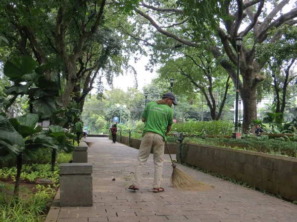 Taman Suropati, Jakarta. — Photo