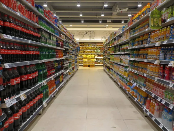 Garrafas de refrigerantes . — Fotografia de Stock