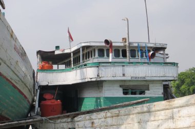 Sunda Kelapa limanda balıkçı teknesi