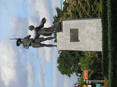 Jakarta, Endonezya - 2 Aralık 2017: Kahramanlar Anıt veya çiftçiler Anıtı (Endonezya: Patung Pahlawan veya Tugu Tani)