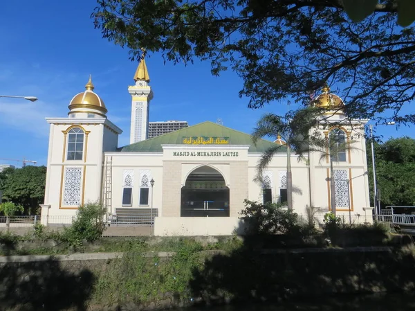 セルポン インドネシア 2017年12月31日 マスジド ムハジリン ローツェ ムハジリン ラウツェ モスク — ストック写真