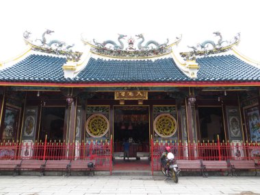 Semarang, Endonezya - 8 Şubat 2018: Vihara Tay Kak Sie (Klenteng Tay Kak Sie) Gang Lombok caddesinde.