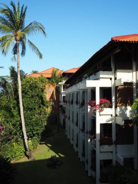 Nusa Dua Bali, Endonezya - 23 Ağustos 2019: Ayodya Resort Bali 'nin güzel bahçesi.