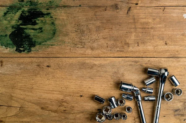 Block wrench set on wooden desk — Stock Photo, Image